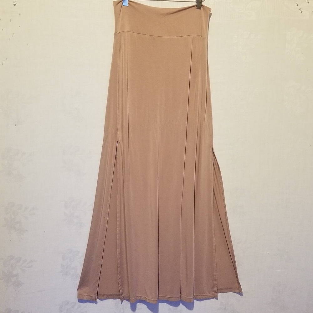Charlotte Russe Soft Pink Maxi Skirt